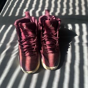 Velvet Jordan 12s in size 5 and women.